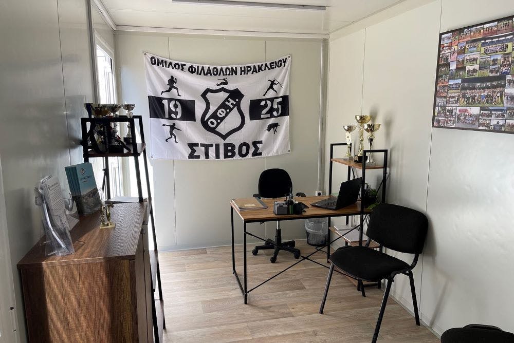 Εγκαινιάστηκαν τα νέα γραφεία του τμήματος στίβου του ΟΦΗ στο Παγκρήτιο Στάδιο runbeat.gr 